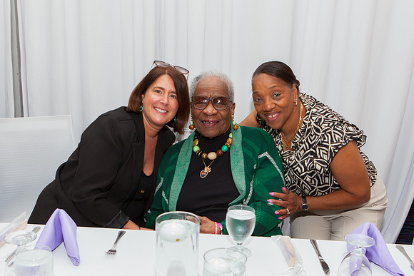 080_Arline_8599